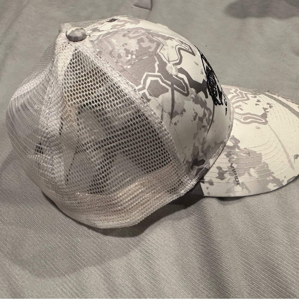 Bass Pro Shops Outdoor Fishing Camo Club Hat